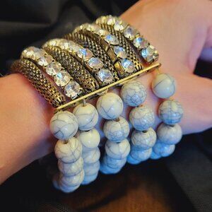 Bracelet ~ “Half and Half” Design ~ Excellent Condition